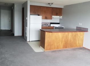 320 SW Lane St APT 33, Portland, OR 97239
