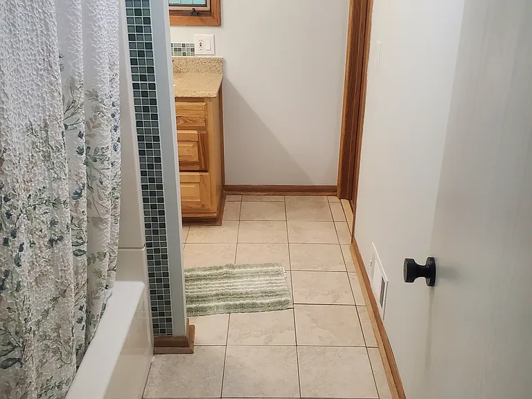 4836 Tuxedo Blvd — Photo 3