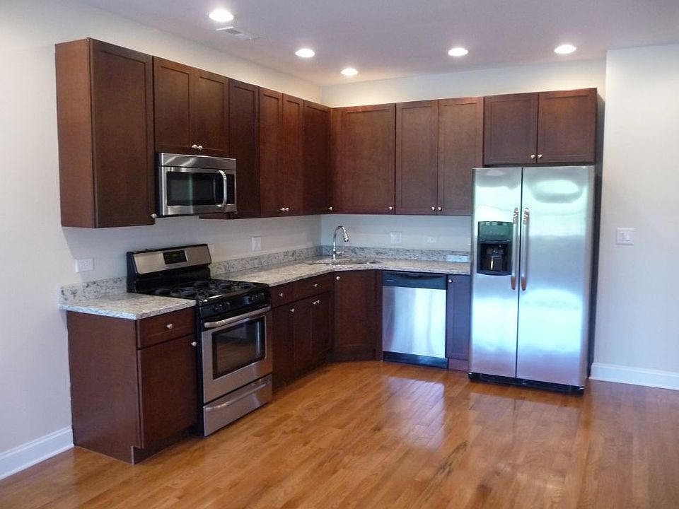 1st image of 3705 N Kedzie Ave APT 406