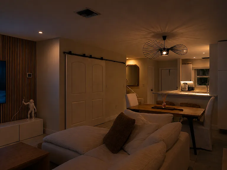 450 SE 7th St #232 — Photo 14