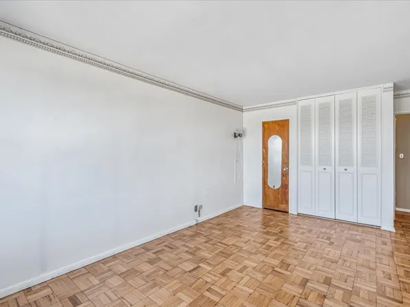 17-85 215th Street image 11 of 34