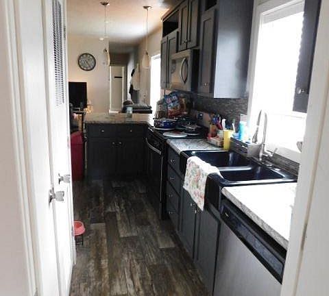 4th image of 1272 W Lyon St