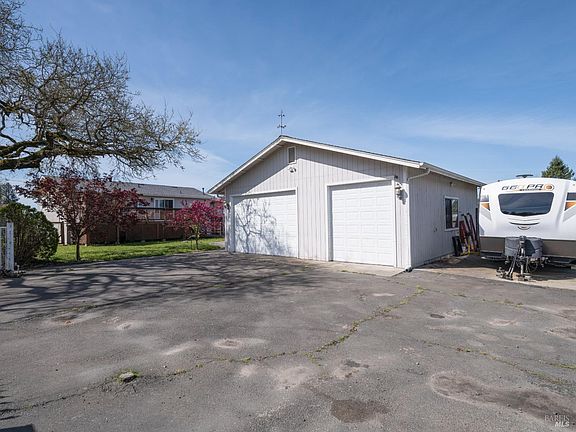 3rd image of 3491 Rancho Drive