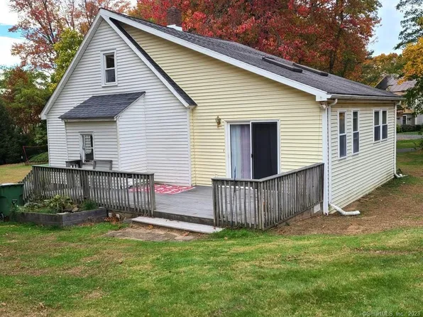 313 Hitching Post Lane, Windsor, CT 06095