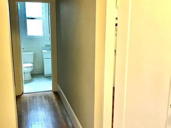 4th image of 5811 Mission St APT 5