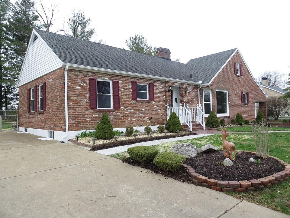 1st image of 938 Collins Ln