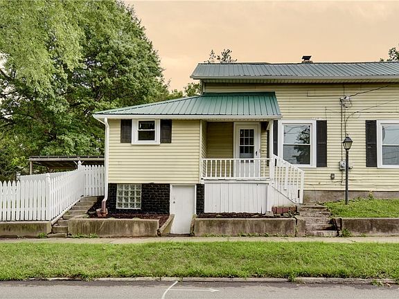 3rd image of 604 N Grant St