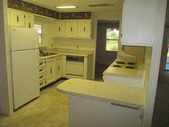 2nd image of 430 Palo Verde Dr