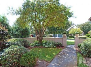 1805 Mews Dr, Wilmington, NC 28405