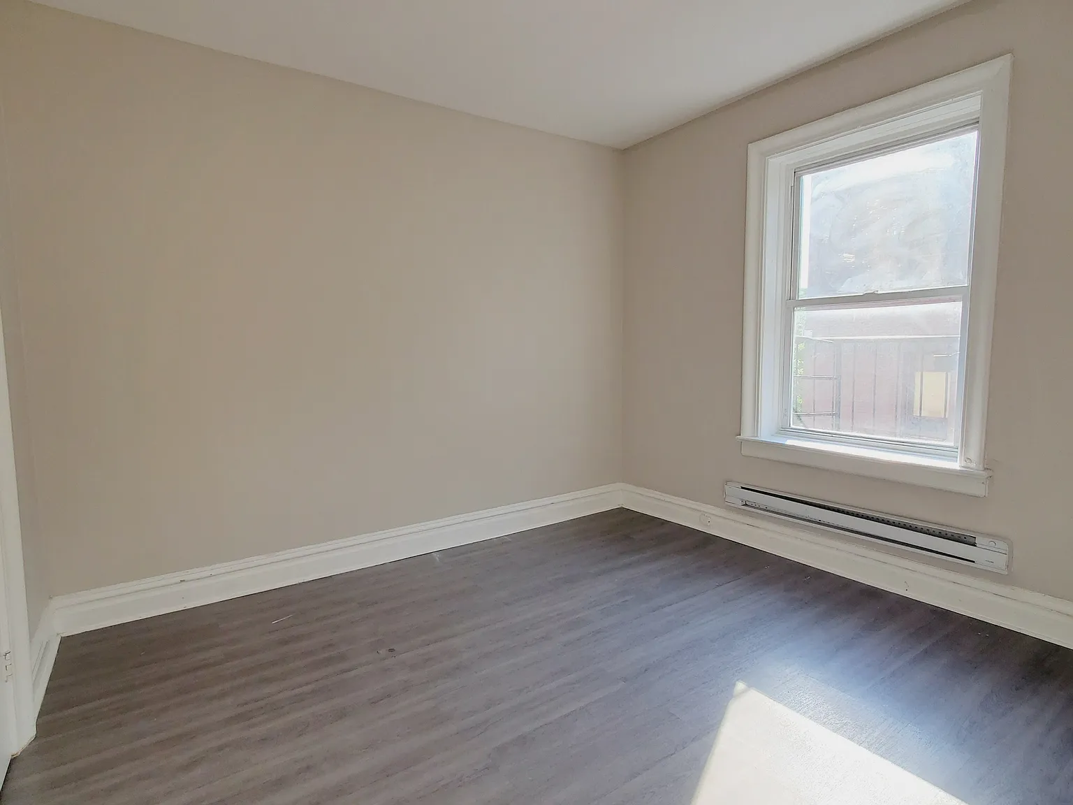 1 bed, 650 sqft, $1,750 — Photo 3