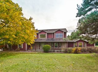 9217 Nicholas Ln, Spring Grove, IL 60081