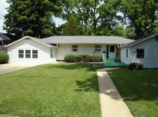 512 E Honeywell Ave, Hoopeston, IL 60942