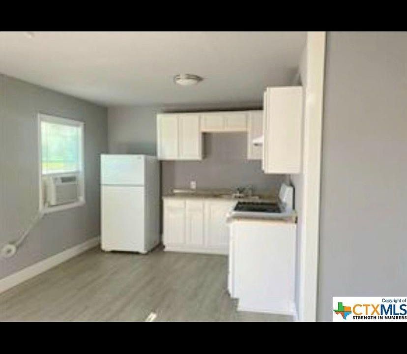 1st image of 903 Terrace Dr #903