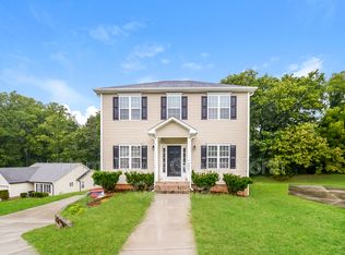 1645 Stoneshire Ct, Winston Salem, NC 27127