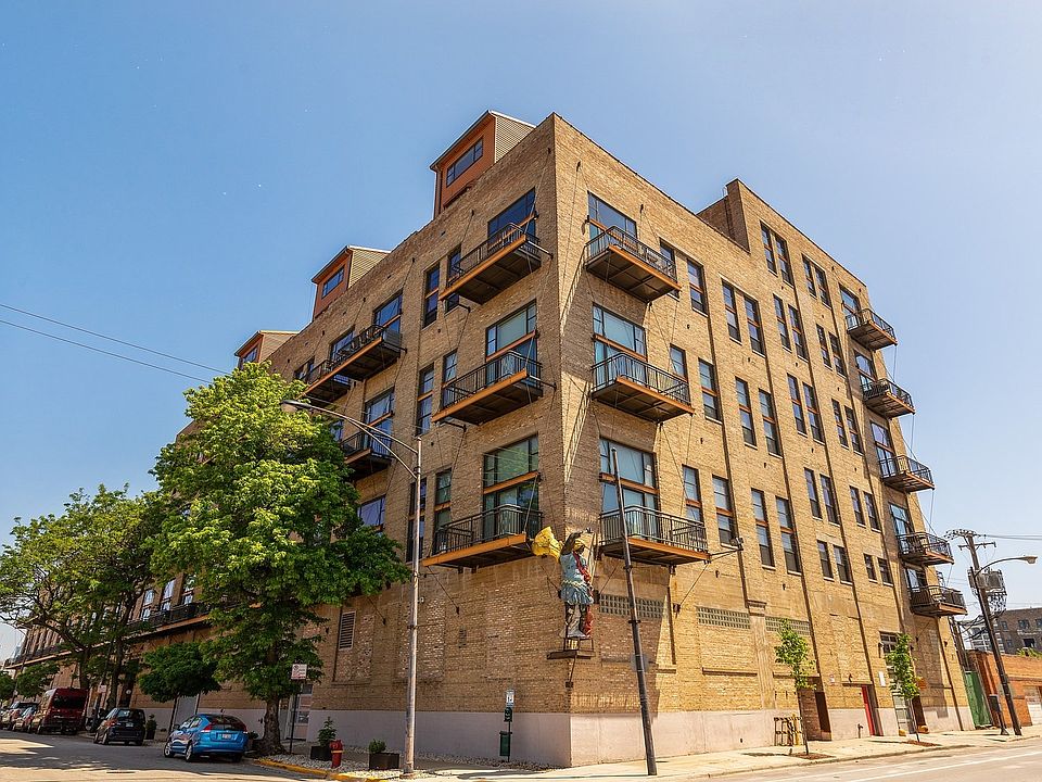 1st image of 2545 S Dearborn St #P-78