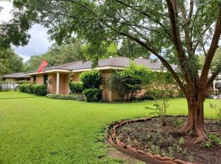 613 Contour Dr, Lake Charles, LA 70605