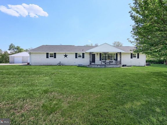 2nd image of 4270 Nursery Rd
