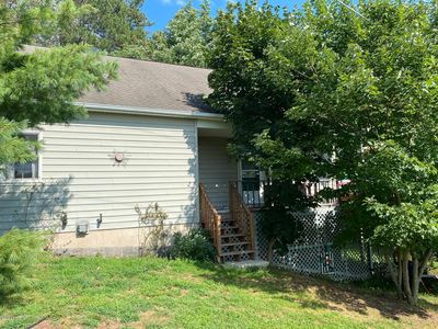 25 Hilltop Ln, Drums, PA, 18222