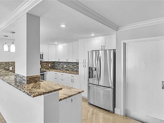 4th image of 1150 Hillsboro Mile APT 509
