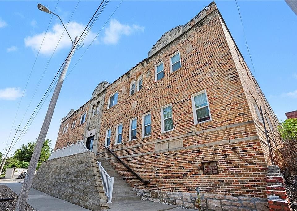 1st image of 3035 Harrison St