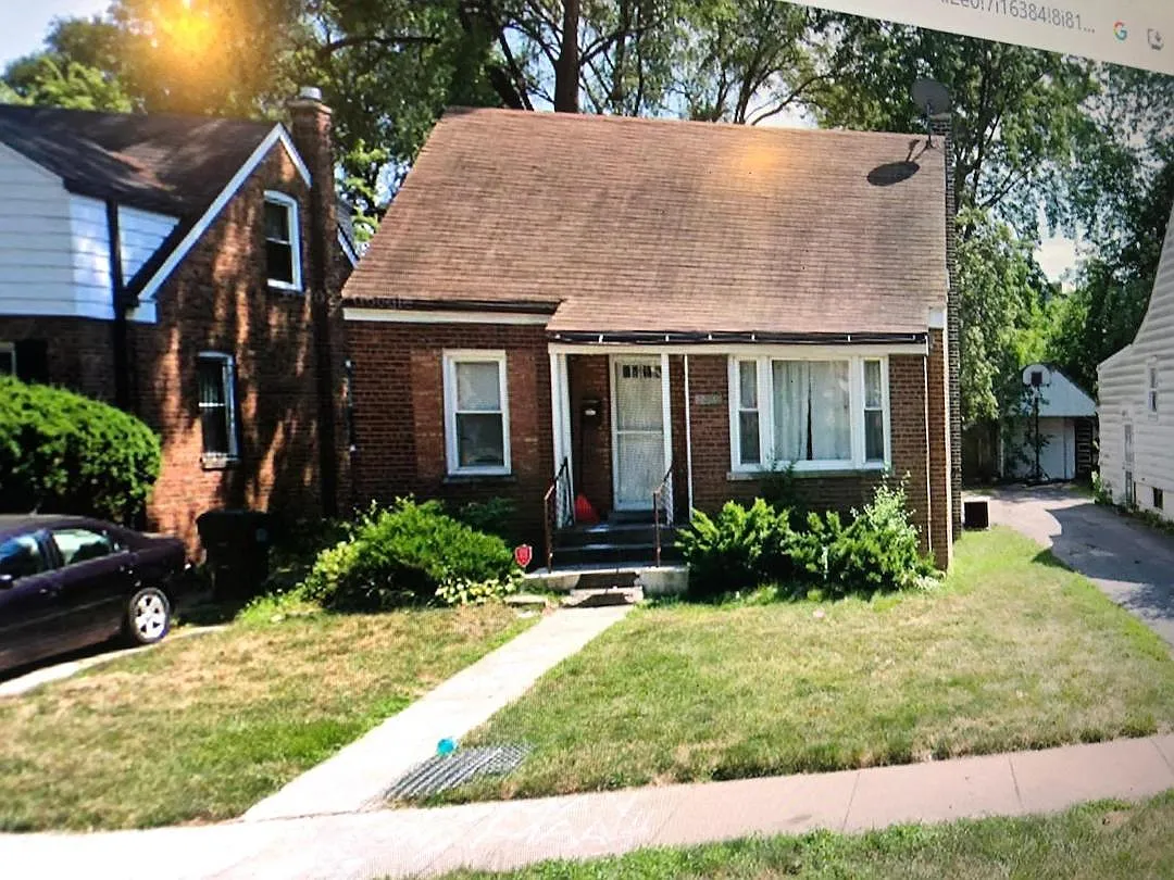 213 E 143rd St photo 1