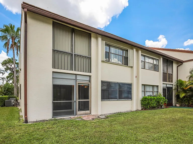 7593 Tahiti Ln #106 — Photo 28