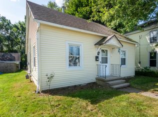 186 W Center St, London, OH 43140