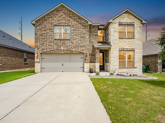3rd image of 5021 Beaver Creek Ave
