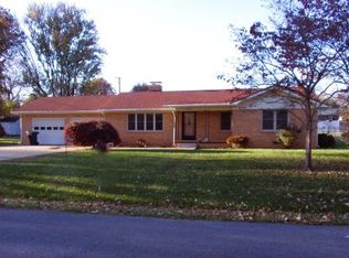 205 Sherwood Dr, Hopkinsville, KY 42240