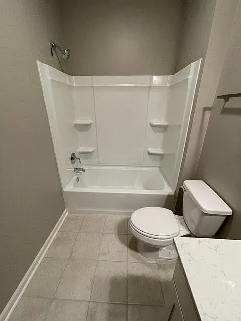 555 Railroad Avenue - B — Photo 2