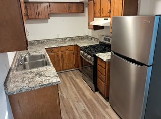 3392 Whitehall Rd #B, Muskegon, MI 49445