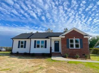 650 Flowers Rd, Four Oaks, NC 27524