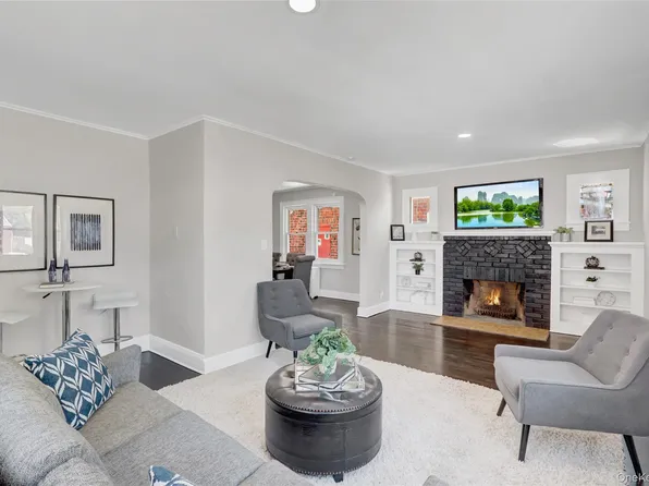 84 Wellington Street, Hempstead, NY 11550