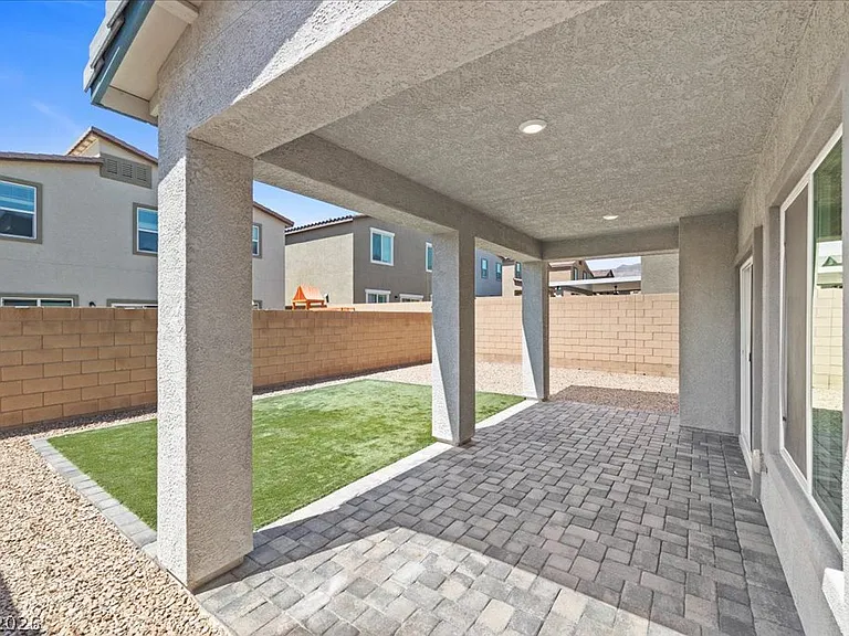 10955 Meridian Fields Ave — Photo 21
