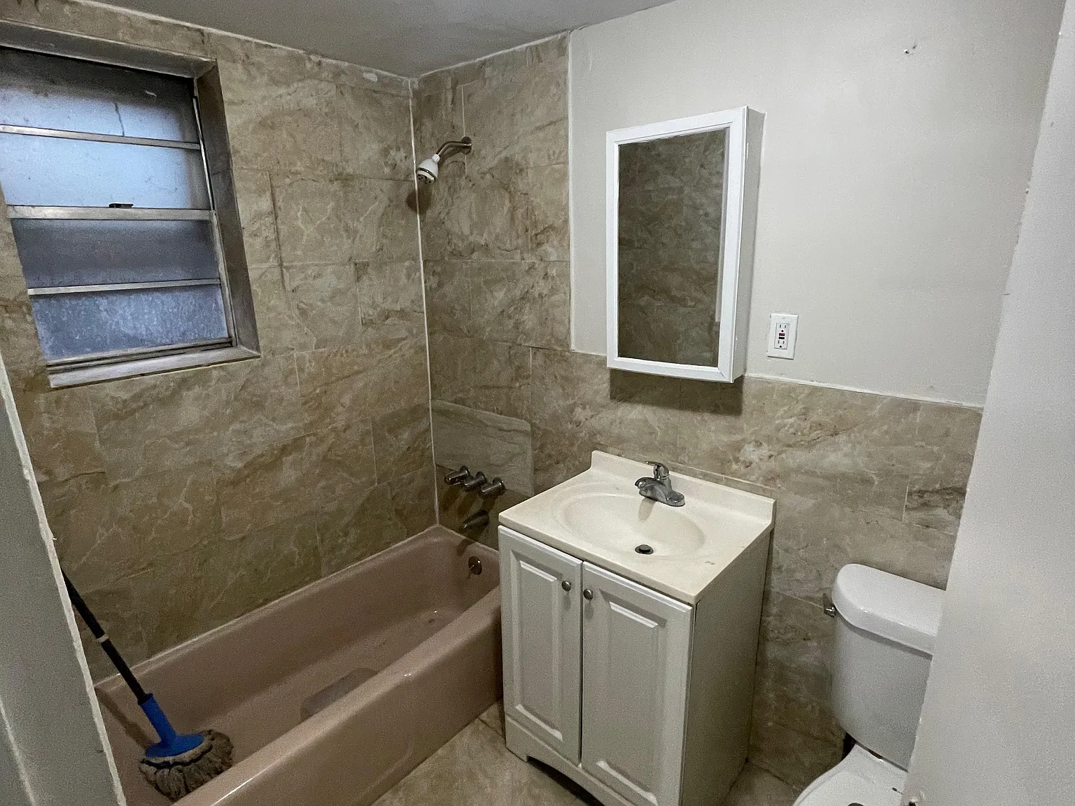 1 bed, $1,395 — Photo 3