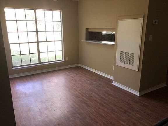 5th image of 1424 Andra Ln