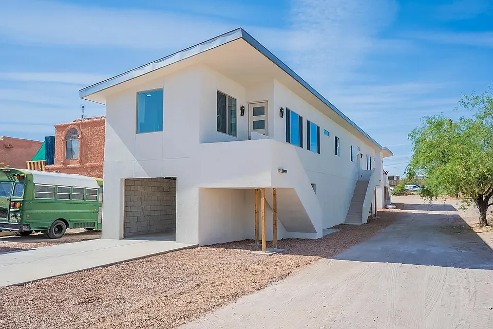 3 bed, 1620 sqft, $1,800 — Photo 1