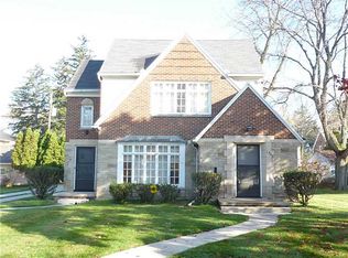 1960 N Cove Blvd, Toledo, OH 43606