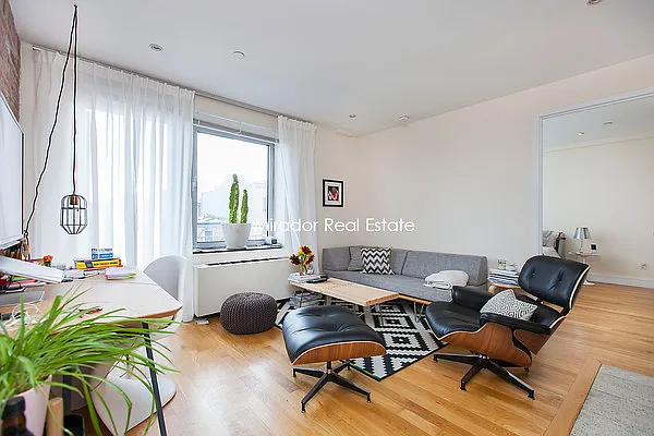 Rented by Mirador Real Estate | media 16