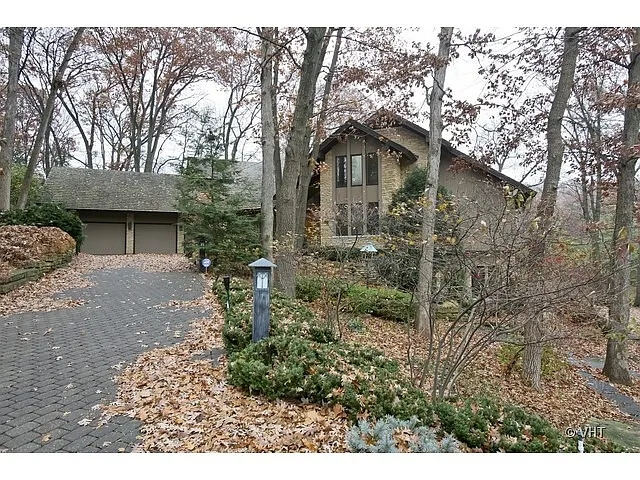 125 Glenmora Dr photo 1