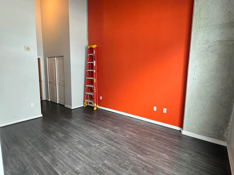 300 S Australian Ave #111 — Photo 11
