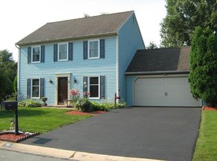 50 Village Square Dr, Marietta, PA 17547