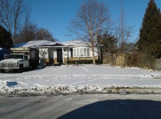 2506 Berry Ct, Waukegan, IL 60085