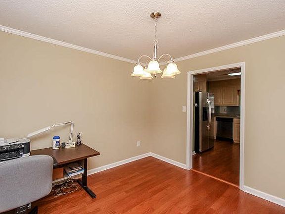 5th image of 4658 Wellington Ct