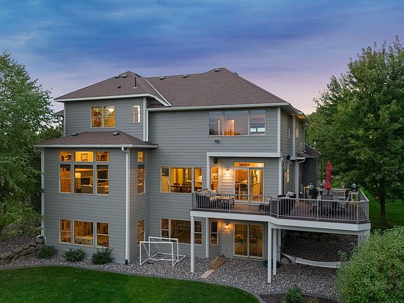 2nd image of 23820 Meadow Creek Dr