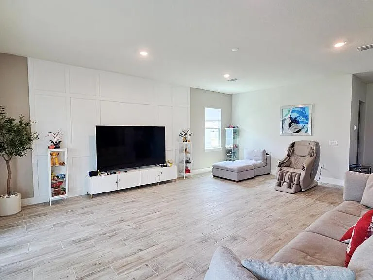 3190 Sailing Pier Ave — Photo 7