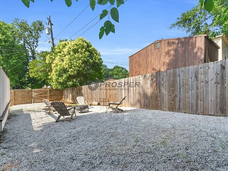 44 4th Ave — Photo 29