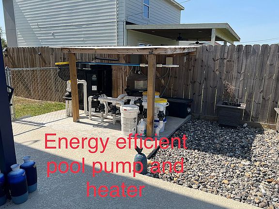 5th image of 433 Dyanez St