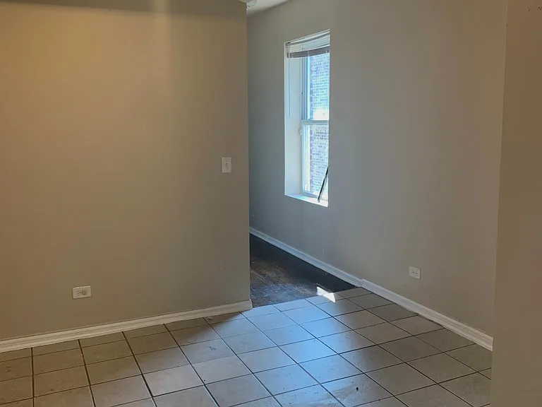 7018 S Sangamon St #2 — Photo 9