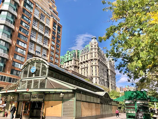 Sold by Corcoran | media 7